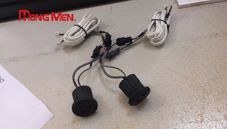 Đột phá an toàn ứng dụng cảm biến chống va đập trong ngành cửa cổng
