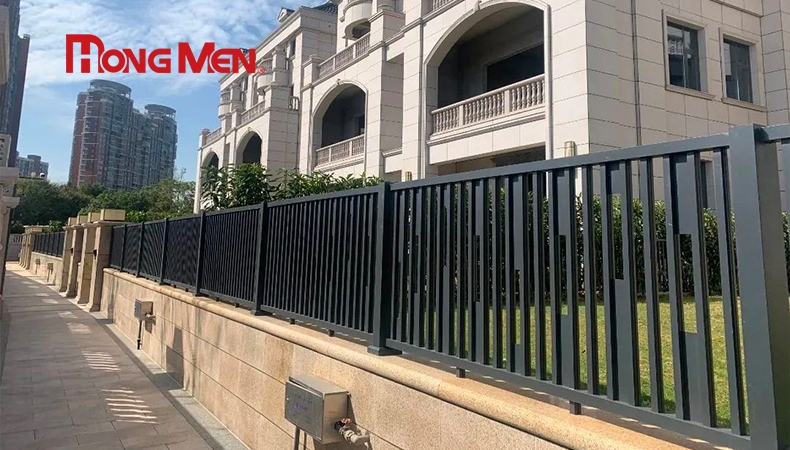 Sử dụng lan can hợp kim nhôm giúp tôn lên vẻ đẹp của ngôi nhà bạn!